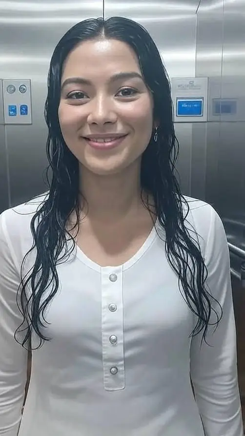 ai character: Pooja  background