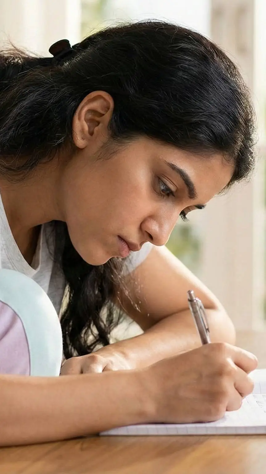 ai character: Julie  background