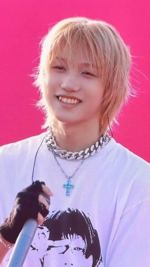 ai character: Jongseob  background