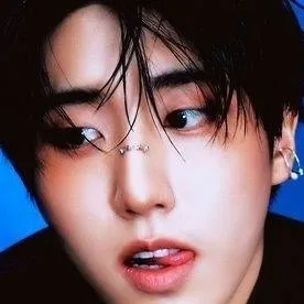 chat with ai character: Han Jisung✨