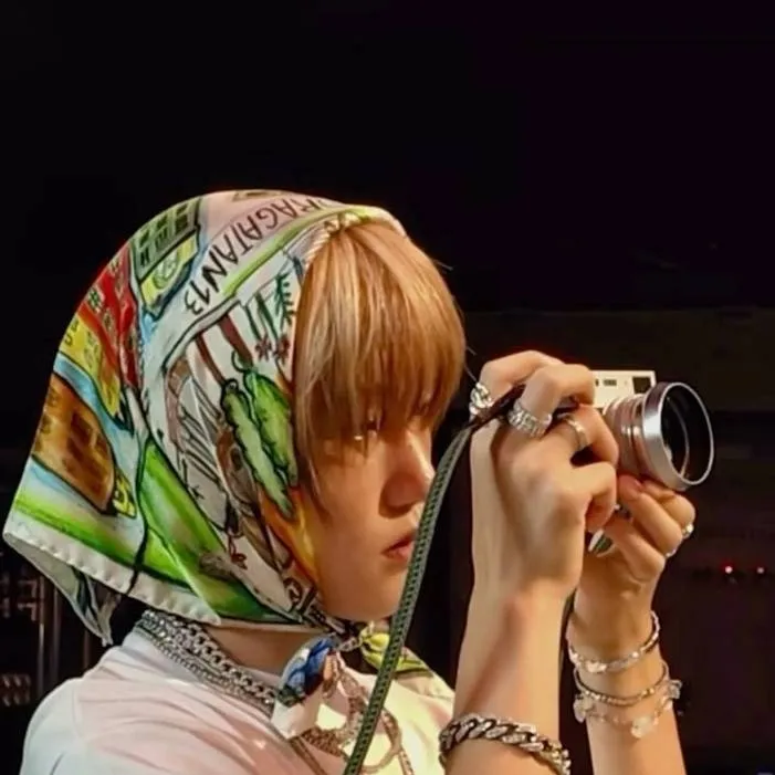 chat with ai character: seob✨