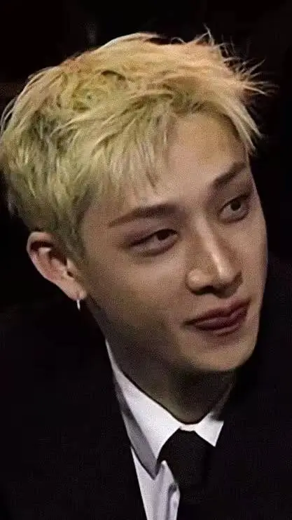 ai character: ♡♡♡Bangchan♡♡♡ background