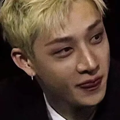 chat with ai character: ♡♡♡Bangchan♡♡♡