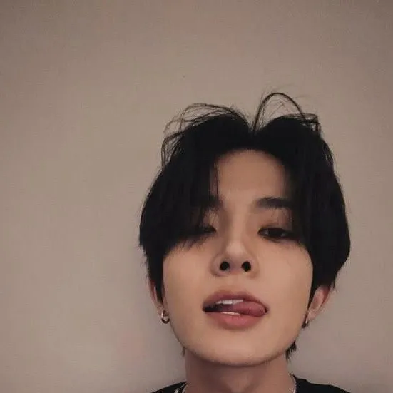 chat with ai character: ✨Heeseung✨