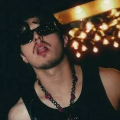 chat with ai character: Gabito (Gabriel)