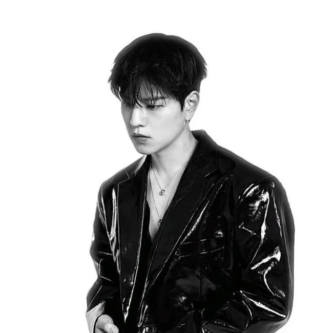 chat with ai character: Seungmin