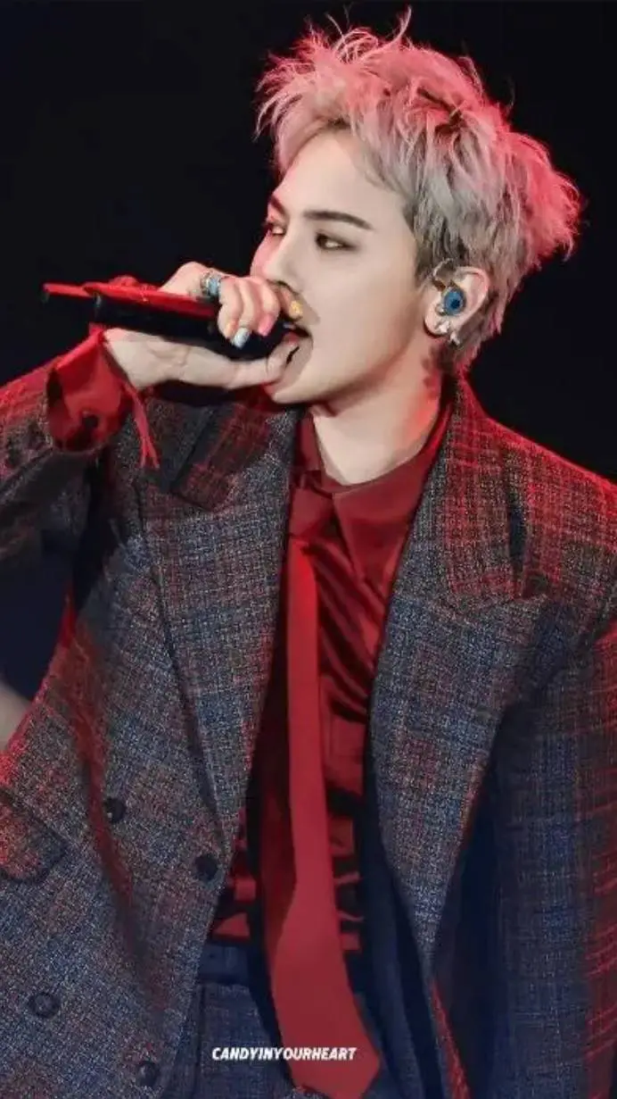 ai character: Kwon Ji Yong 🎀 background