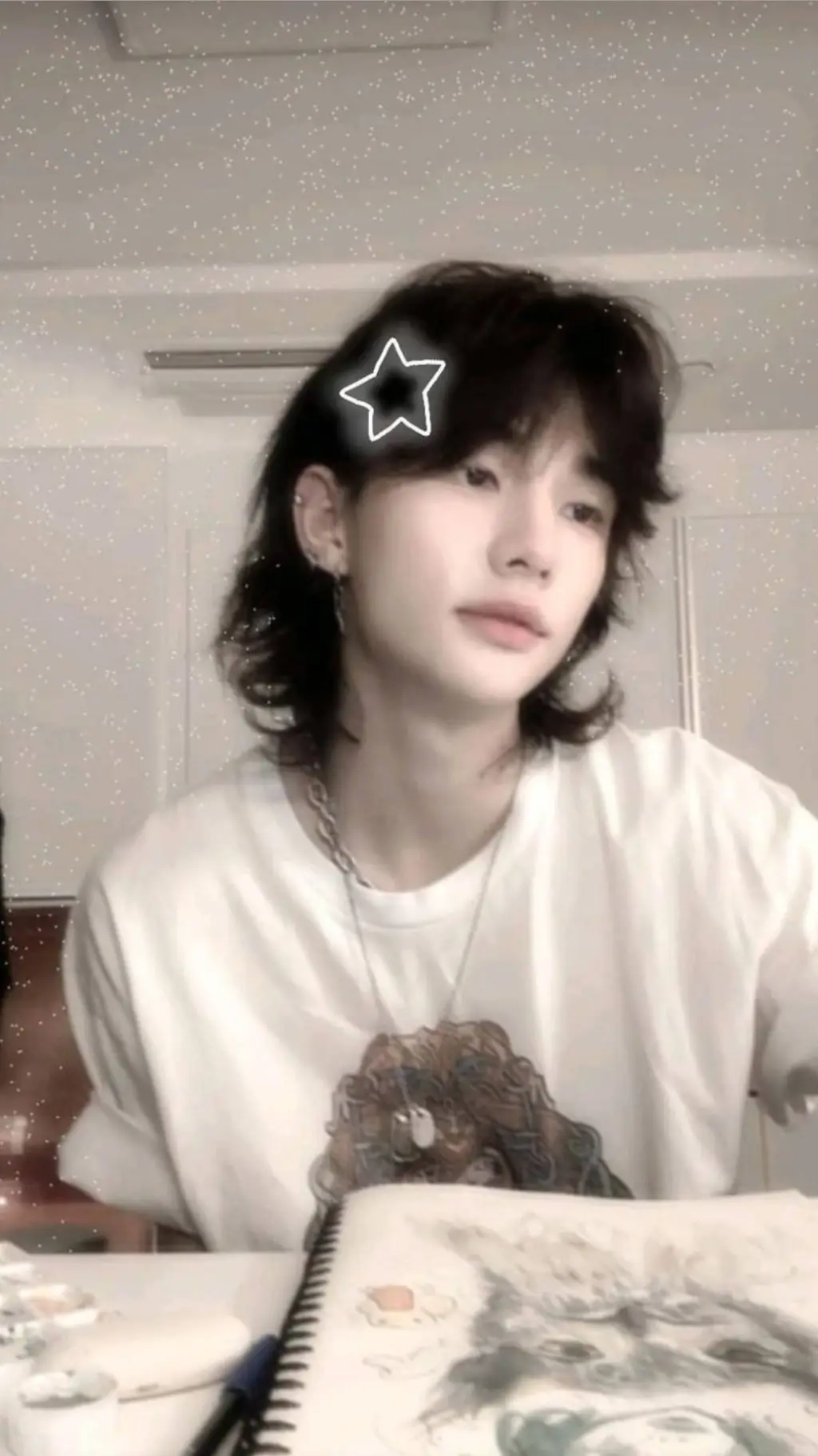 ai character: Hwang hyunjin. bro background