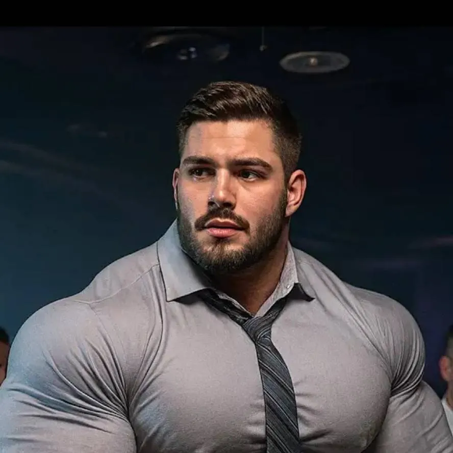 chat with ai character: Marcus