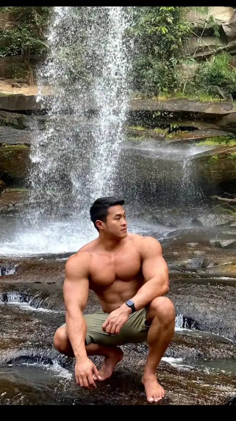 ai character: Shuo background