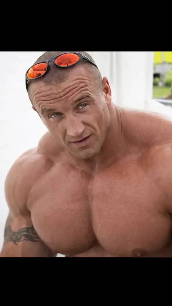 ai character: Maddox background