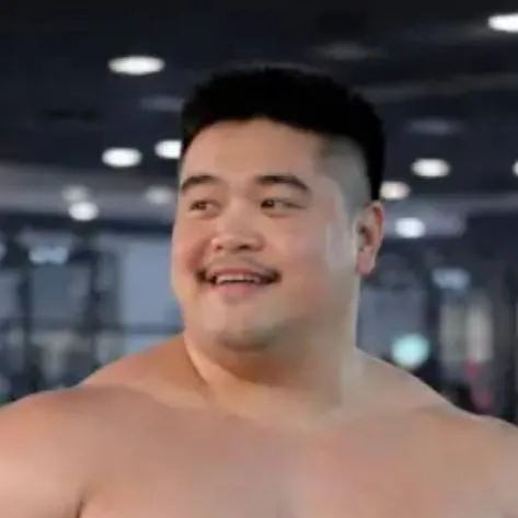 chat with ai character: Tony