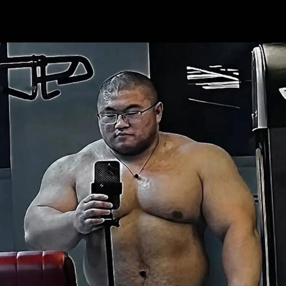 chat with ai character: Liang Tzi