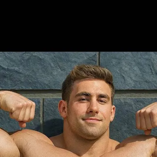 chat with ai character: Daniel Reich