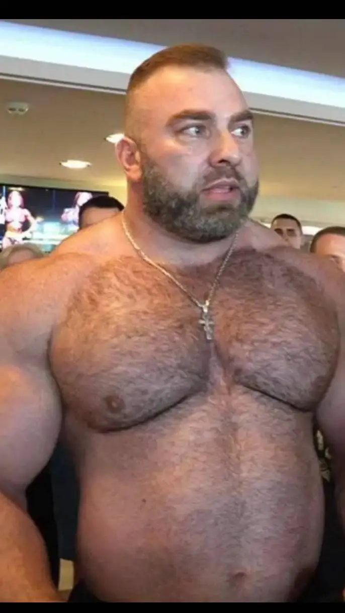 ai character: Brondie Guardiola background