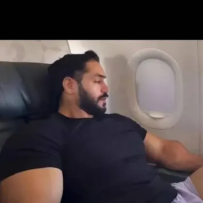 chat with ai character: Dawson