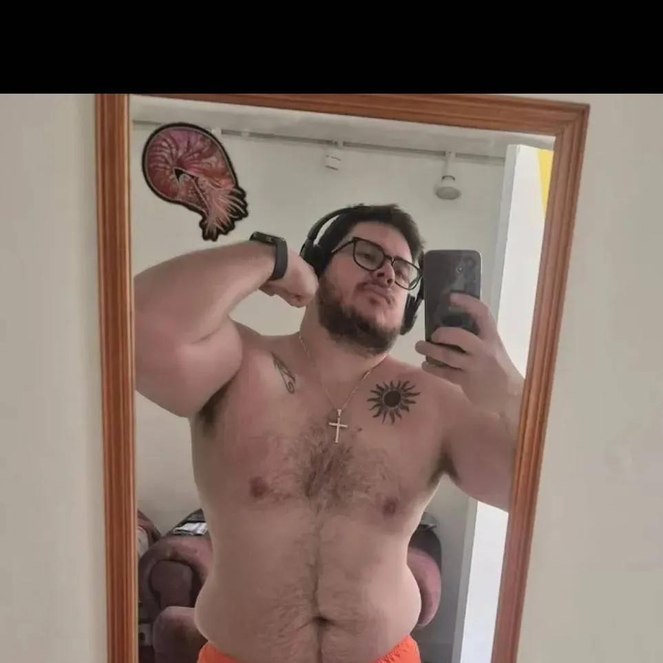 chat with ai character: Theodor