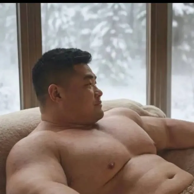 chat with ai character: Hiroshi