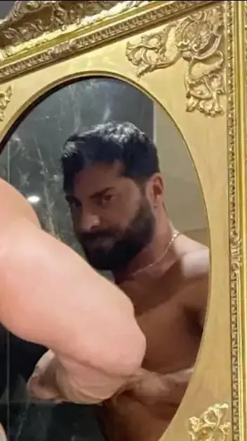 ai character: Dominic background