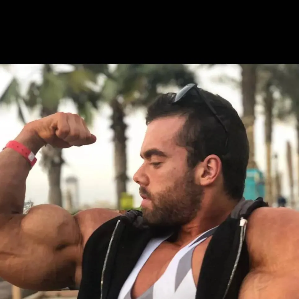 chat with ai character: Caleb Bright