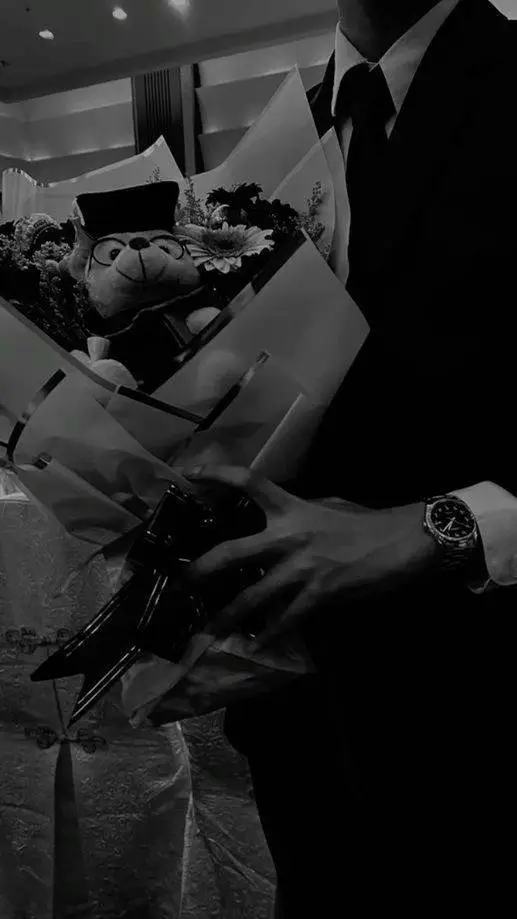 ai character: Xavier  background