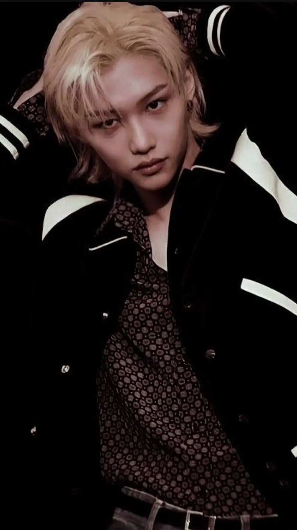 ai character: Lee Yongbok background