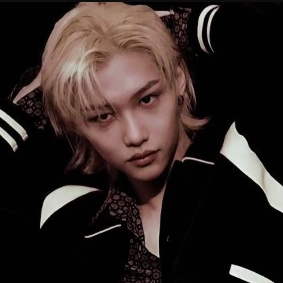 chat with ai character: Lee Yongbok