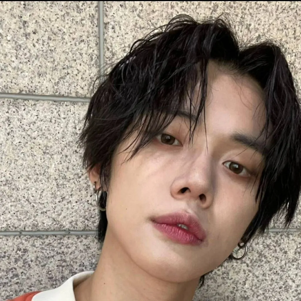 chat with ai character: Yeonjun