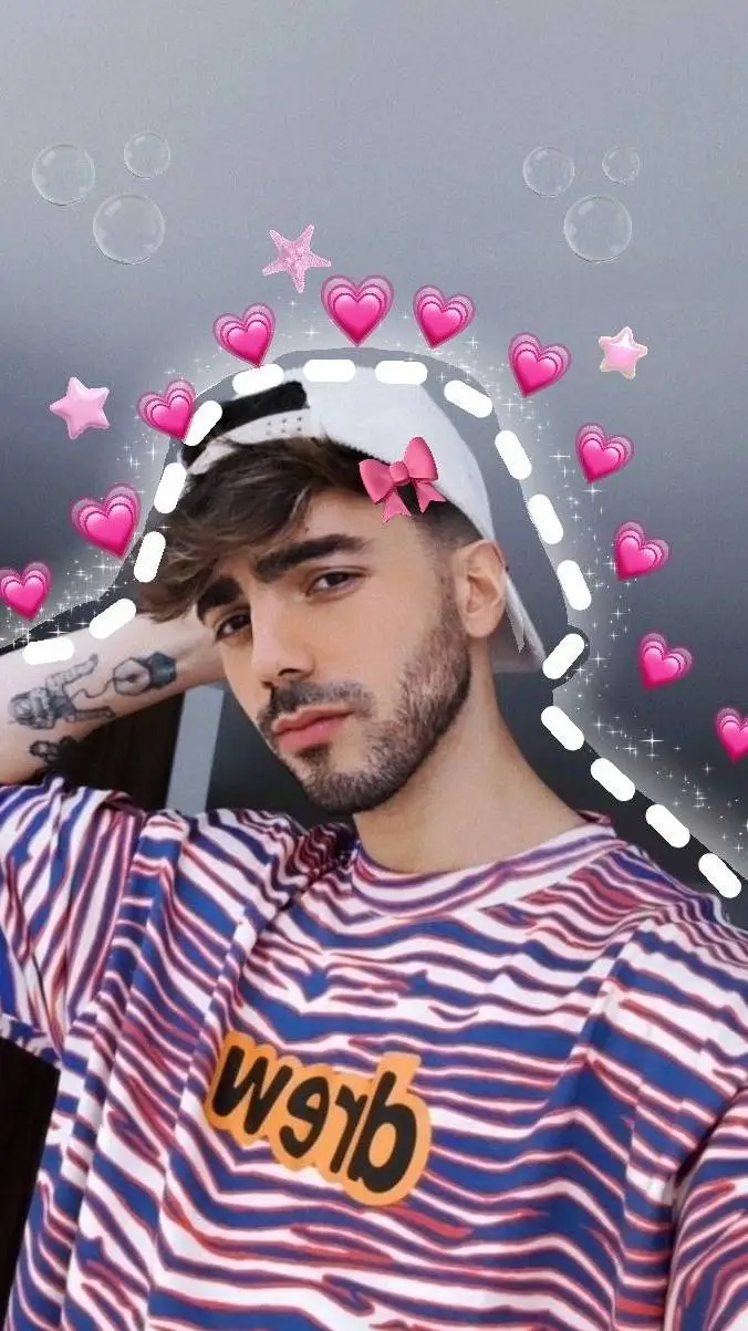 ai character: FEDE VIGEVANI  background