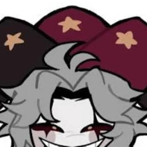 chat with ai character: ✯𝑆𝑀𝑂𝐿 𝑃𝐼𝐸𝑅𝑅𝑂𝑇✯