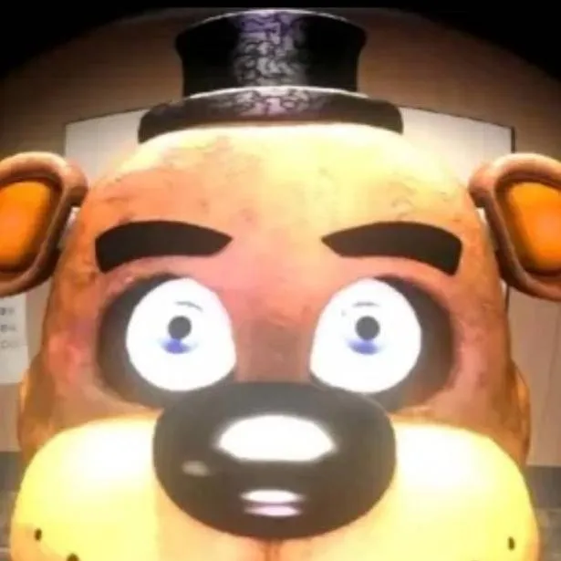 chat with ai character: FREDDY🐻FAZBEAR