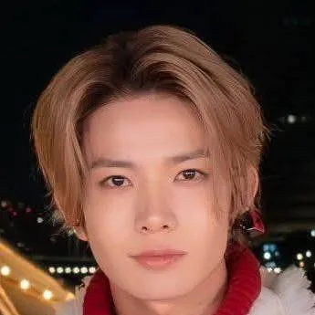 chat with ai character: Lee Heeseung