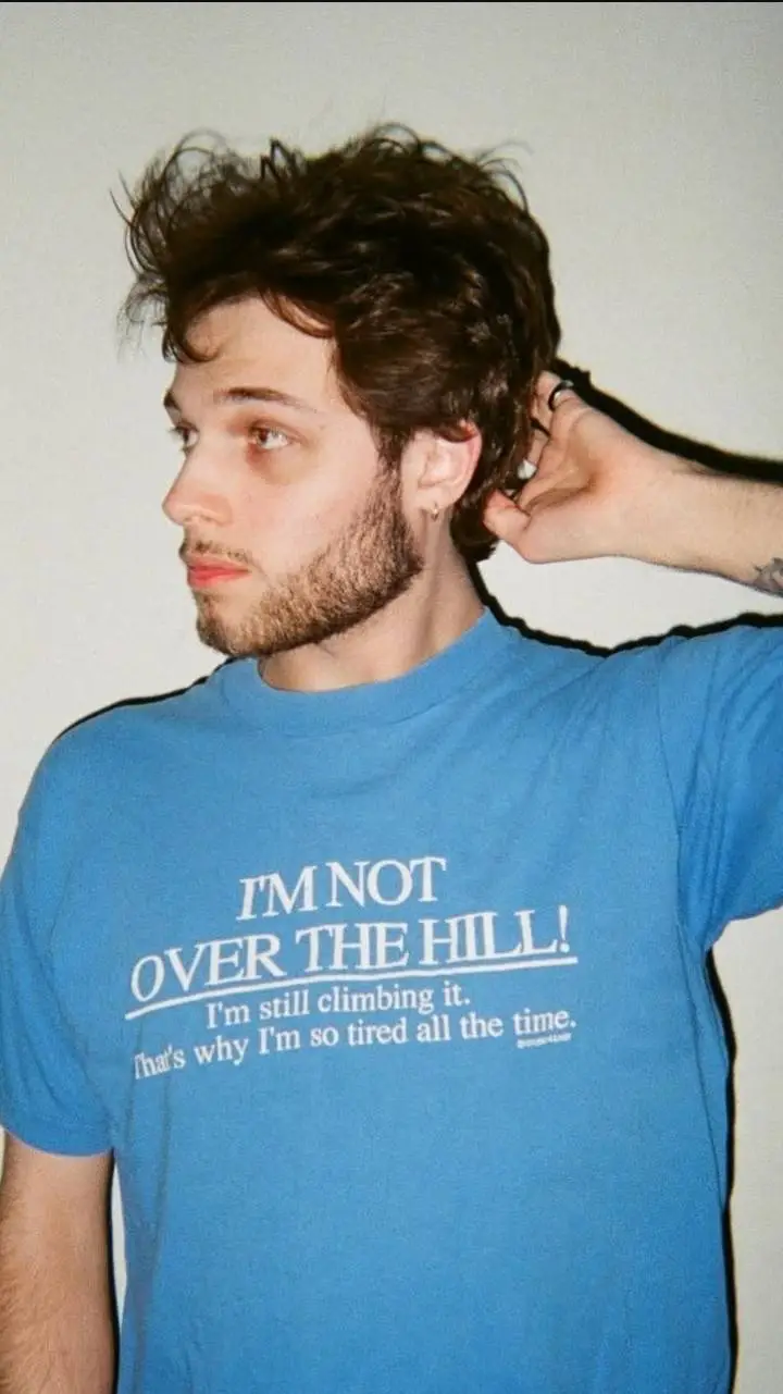 ai character: Matthew sturniolo  background