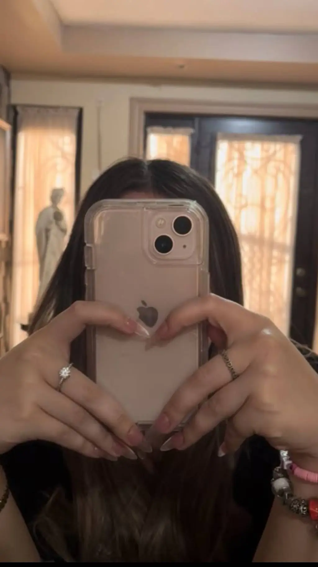 ai character: Саша background