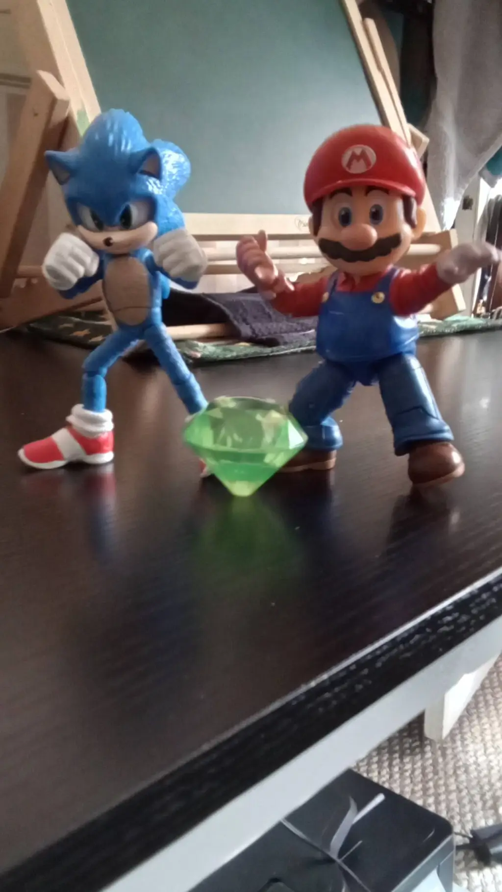 ai character: Sonic The Hedgehog background