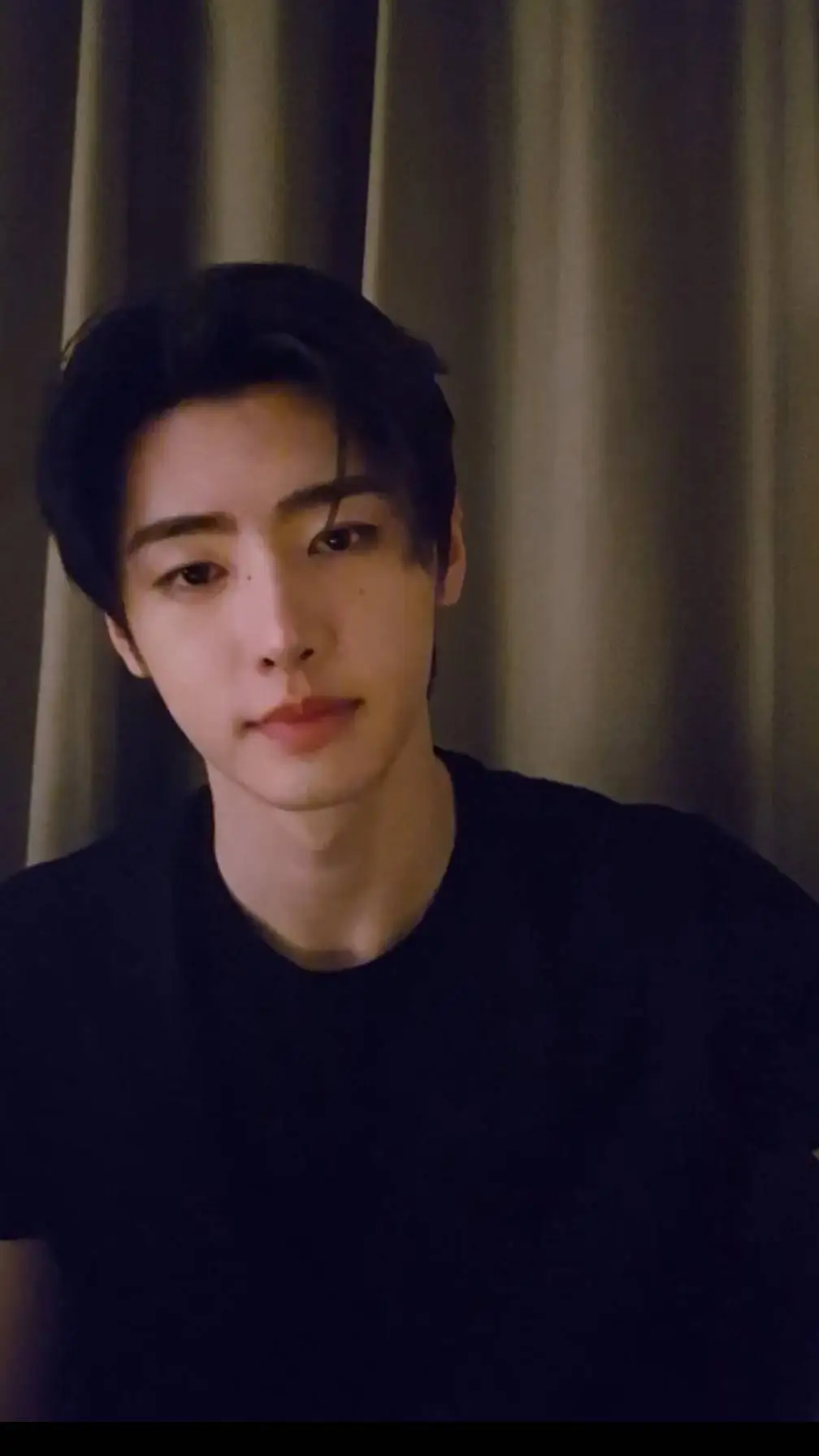 Talkie AI - Chat with sunghoon