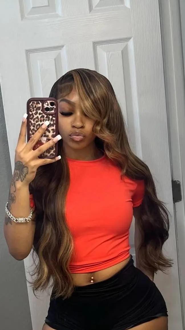 ai character: Jaliyahh  background