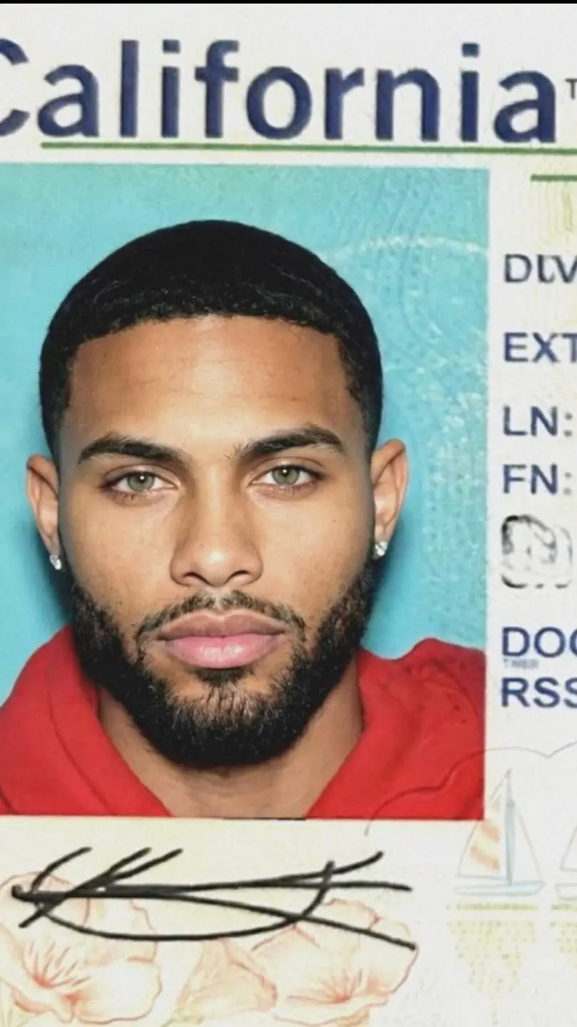 ai character: Desmond Williams background