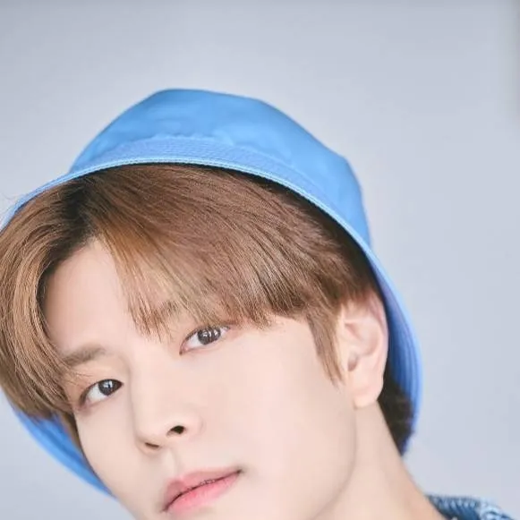 chat with ai character: 🐶Seungmin🐶