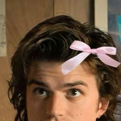 chat with ai character: Steve Harrington~