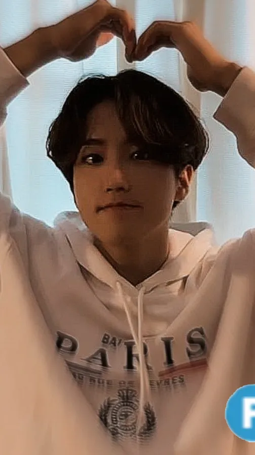 ai character: Han jisung  background