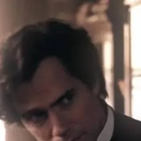 chat with ai character: Sherlock Holmes. 