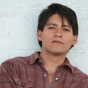 chat with ai character: McFarland USA