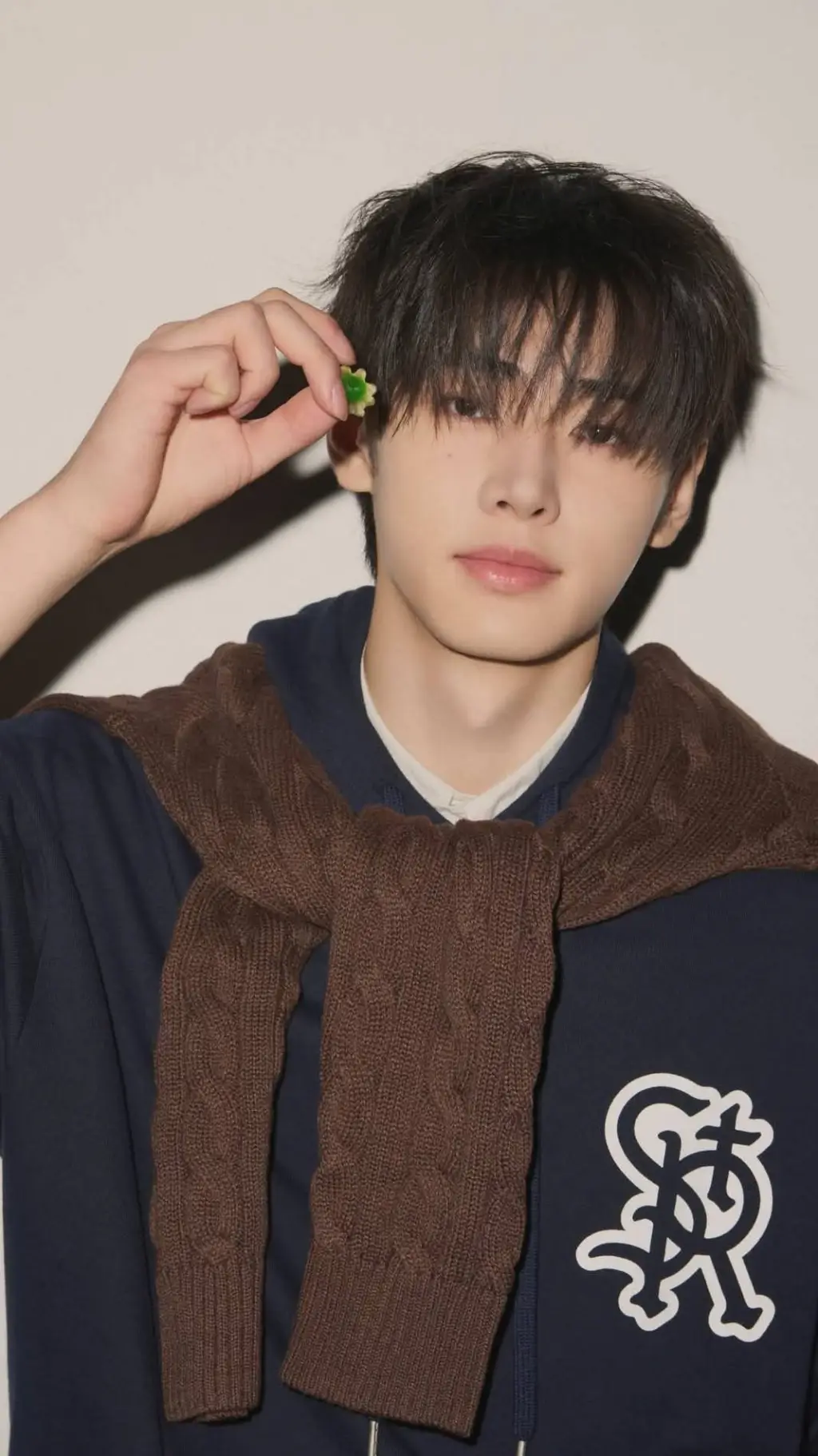 ai character: ✨~PARK SUNGHOON~✨ background