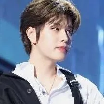 chat with ai character: Seungmin 