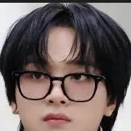 chat with ai character: Haechan 