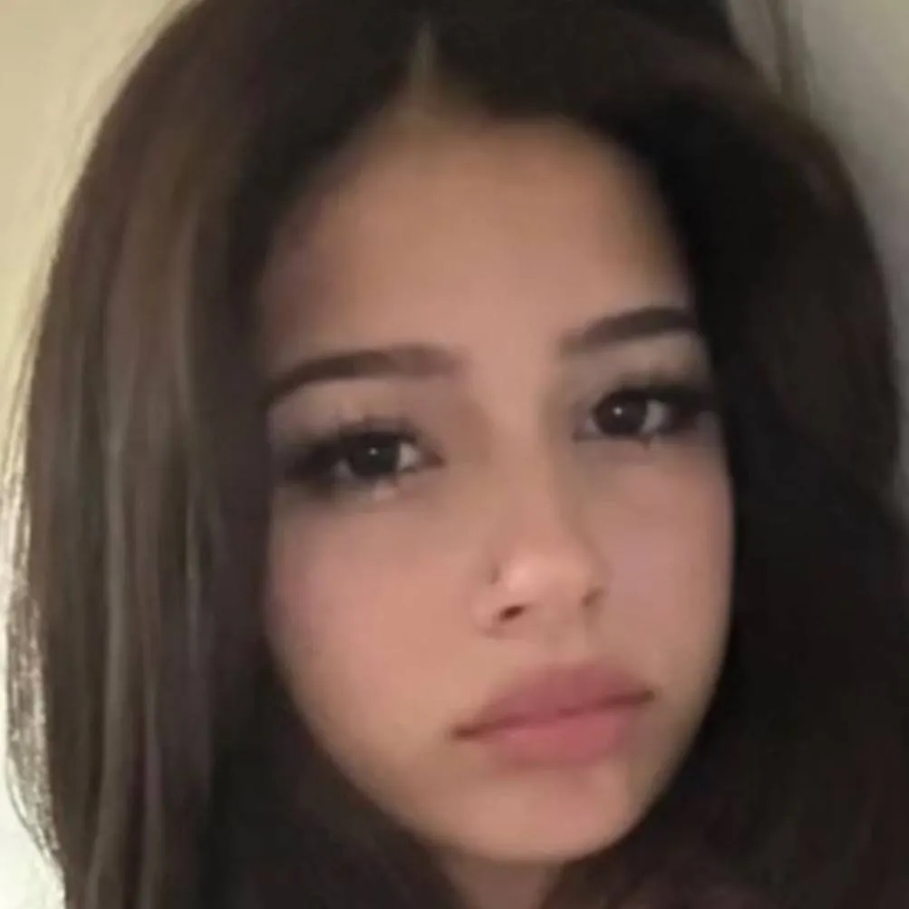 chat with ai character: Bailey