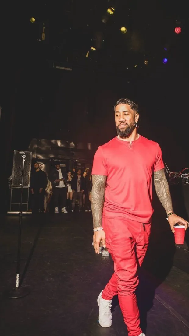 Talkie AI - Chat with Joshua fatu 