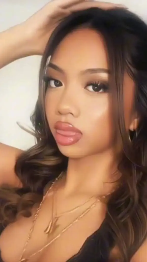 ai character: rose  background