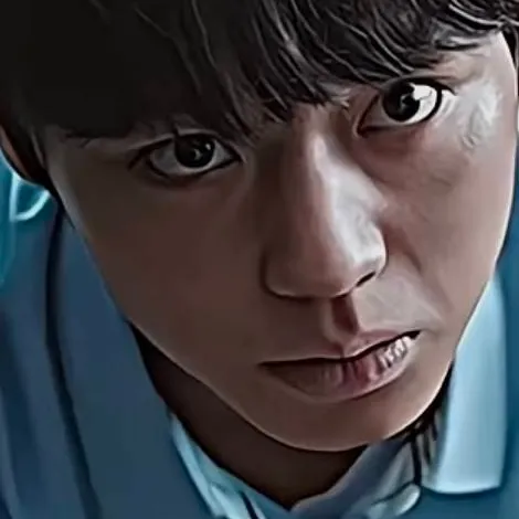 chat with ai character: si eun 